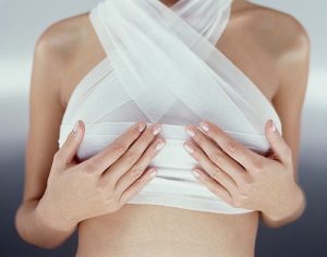Chế độ chăm sóc sau khi nâng ngực như thế nào để đạt hiệu quả cao?